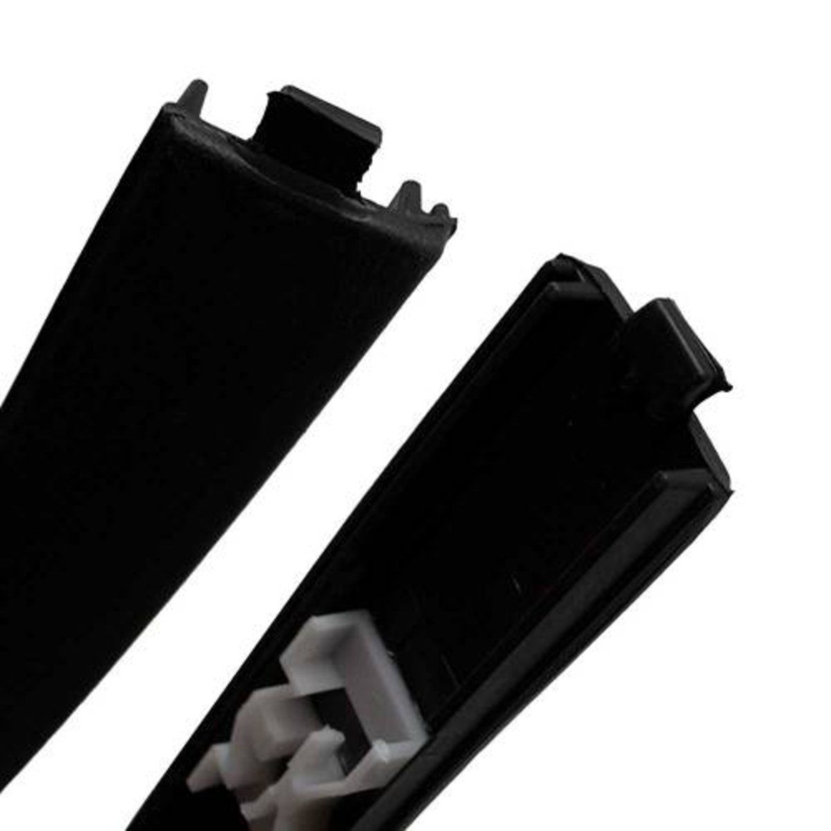 Friso-do-Teto--CGrampo--SJanela--Esq--Corsa-Hatch-4pts-apos-03