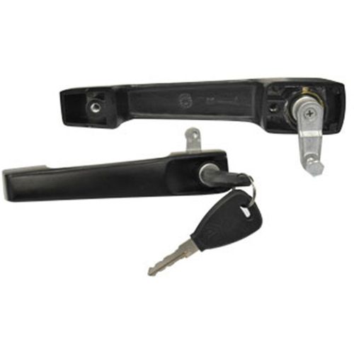 Maçaneta ext. s/pino da Trava C/furo Rosca M6 pta. diant. C/Chave - Agrícola Máquinas Agrícolas  - Tratores